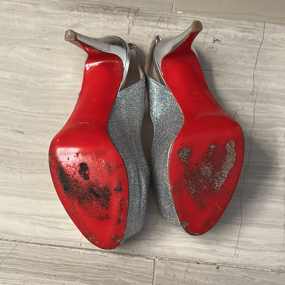 Christian Louboutin heels - Picture 4 of 4